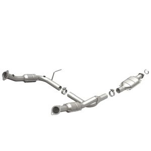 MagnaFlow/Direct fit catalytic converter