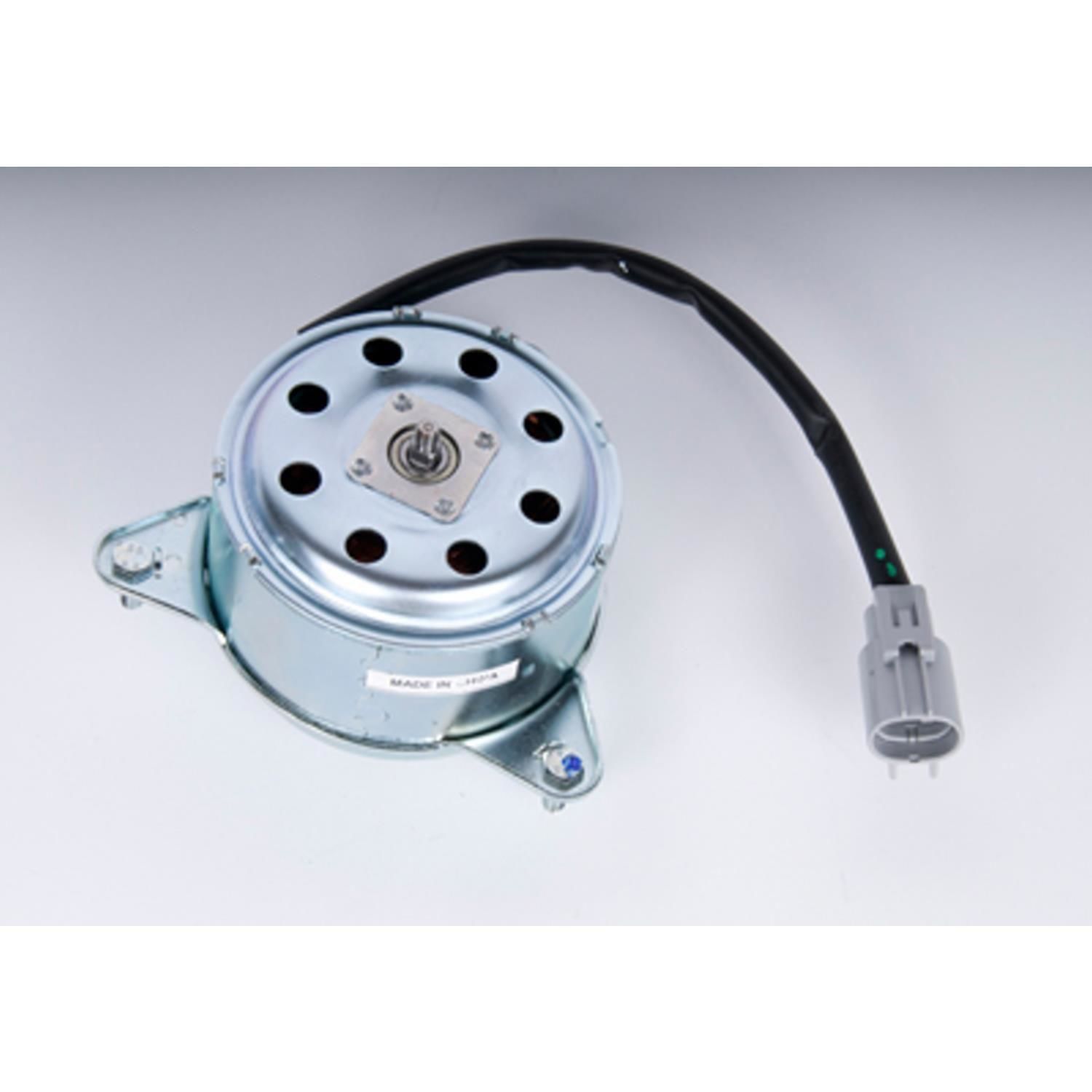GM Genuine Parts Engine Cooling Fan Motor 89019135