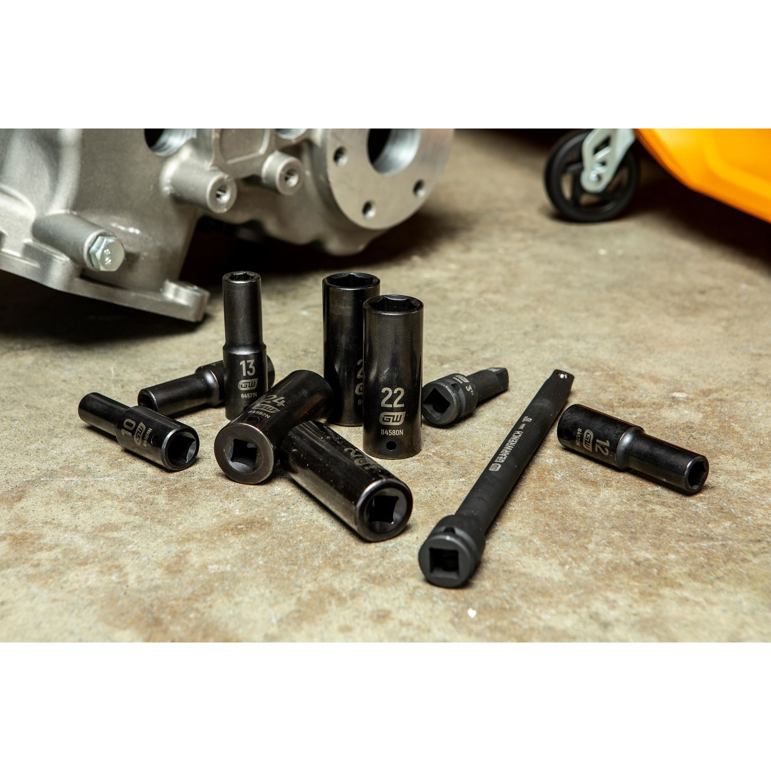 GearWrench 1/2in Drive Metric Deep Impact Socket Set 18 Piece