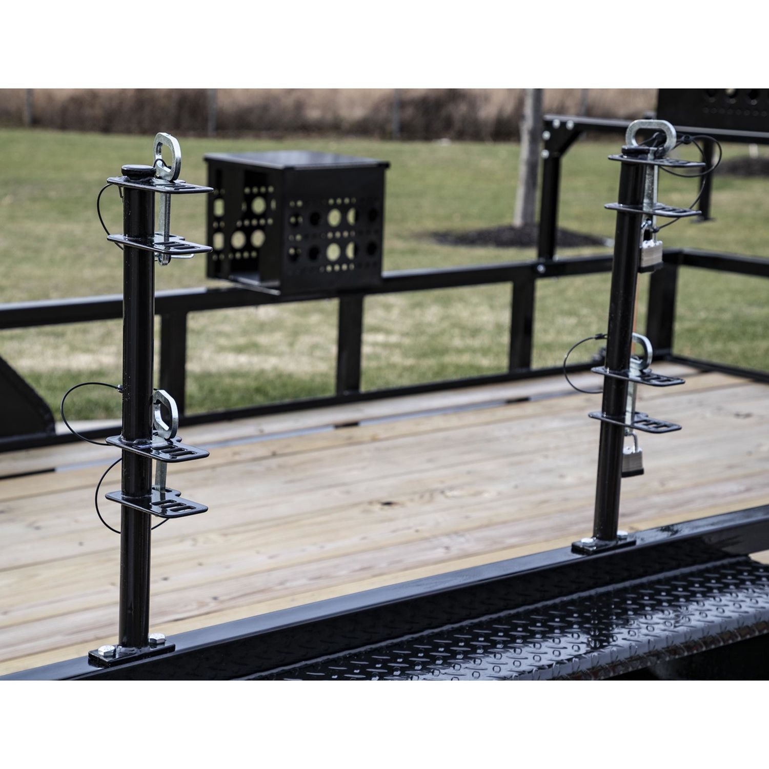 Buyers Products 2 Position Channel-Style Lockable Trimmer Rack for Open ...