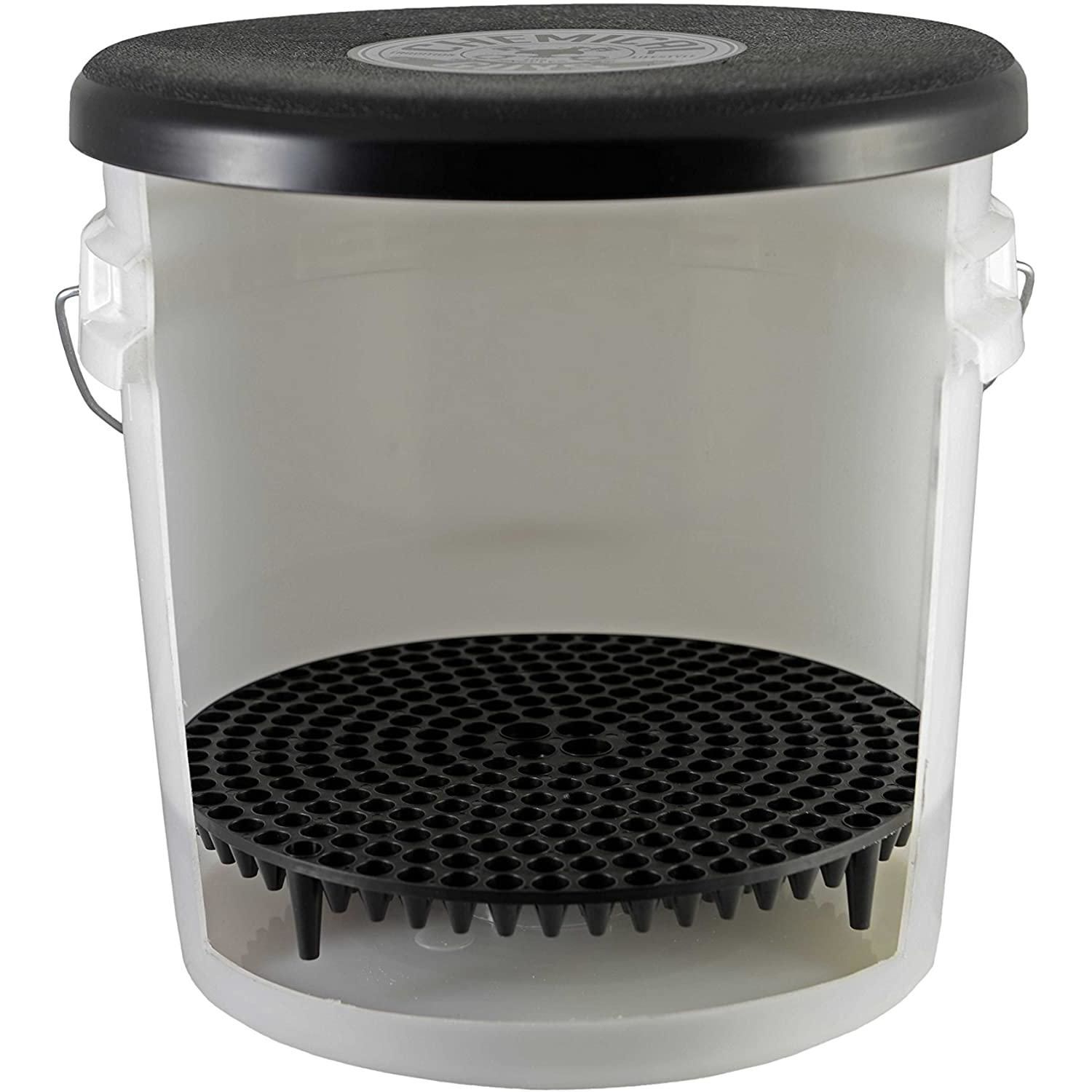 Chemical Guys Cyclone Dirt Trap Car Wash Bucket Insert