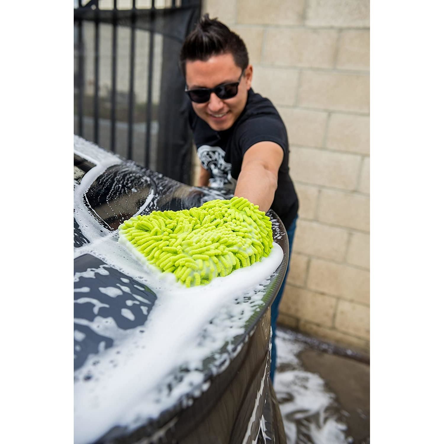 Guanto In Microfibra 4 In 1 Di Chemical Guys - Impermeabile E Assorbente Per Lavaggio Auto