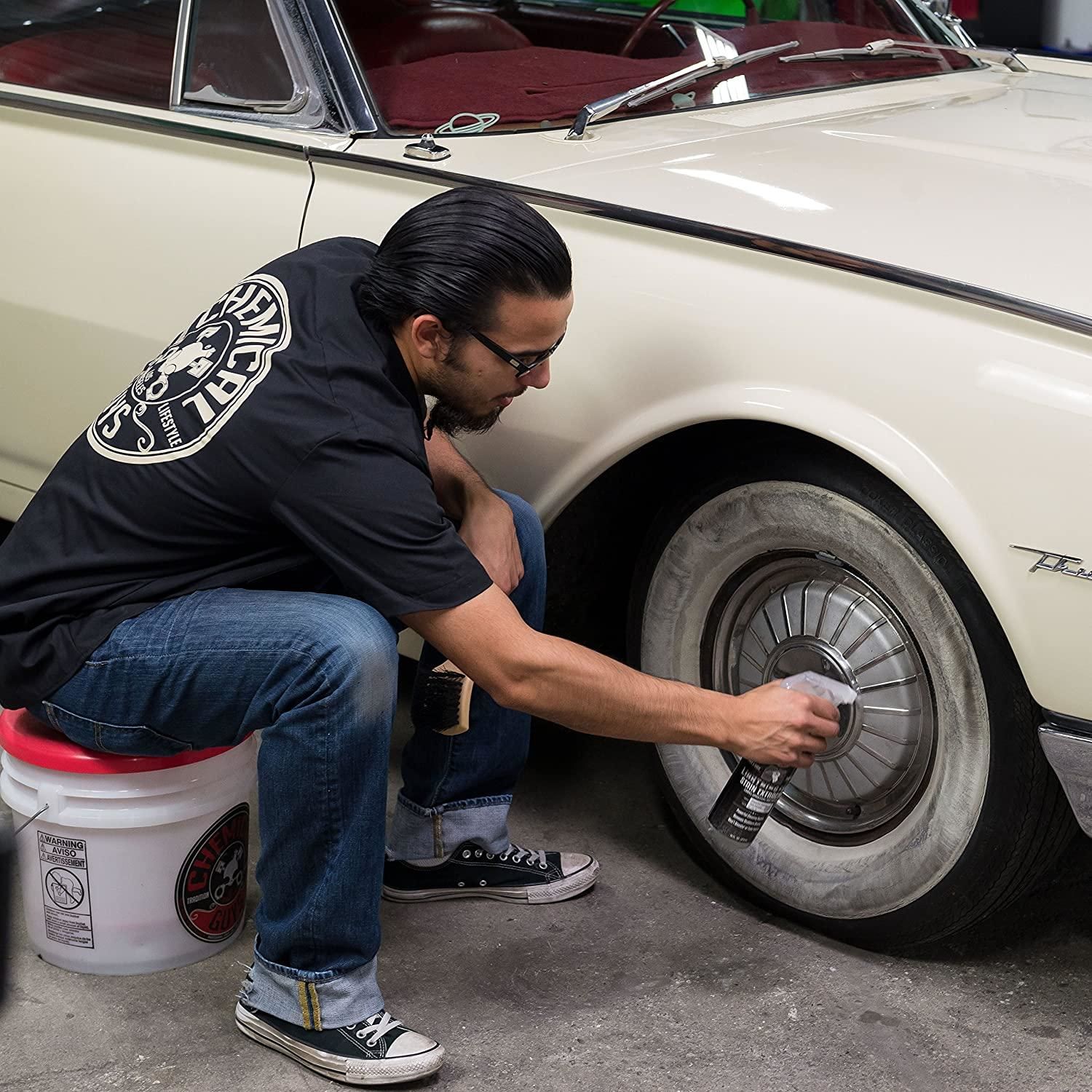 Chemical Guys Lightning Fast Stain Extractor for Fabric 16oz