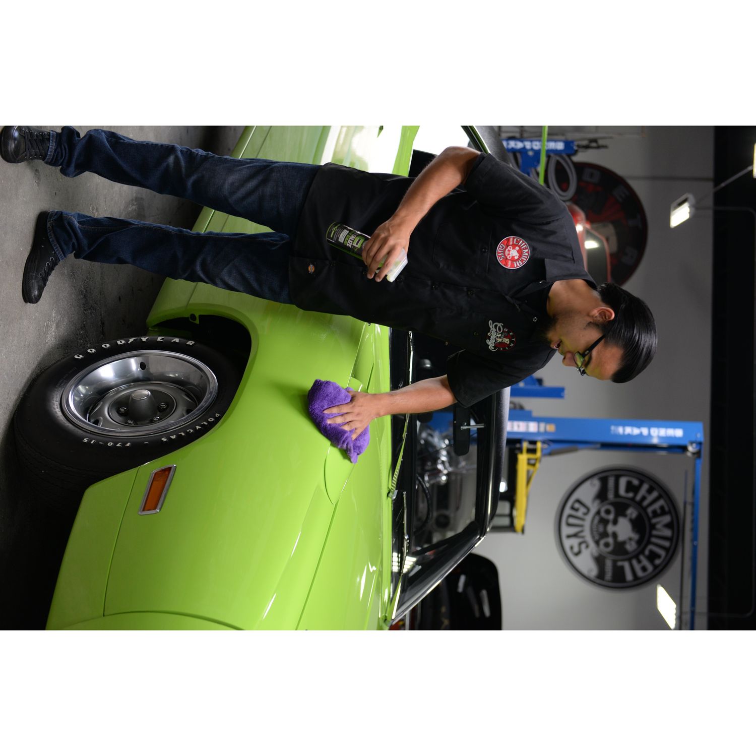 Chemical Guys Carbon Flex Vitalize Quick Detailer Spray and Sealant 16oz