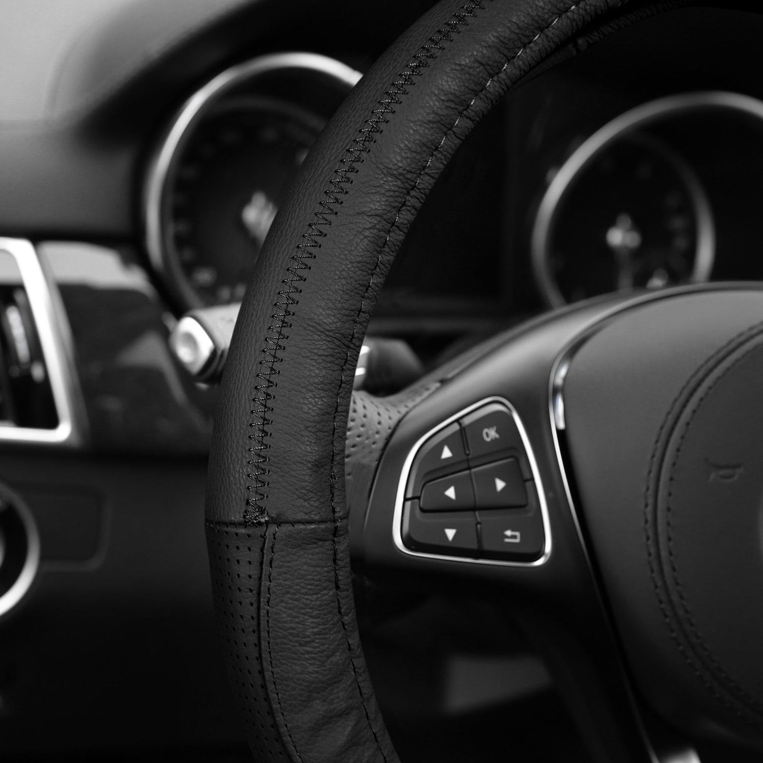 FH Group Sleek & Sporty Genuine Leather Steering Wheel Cover