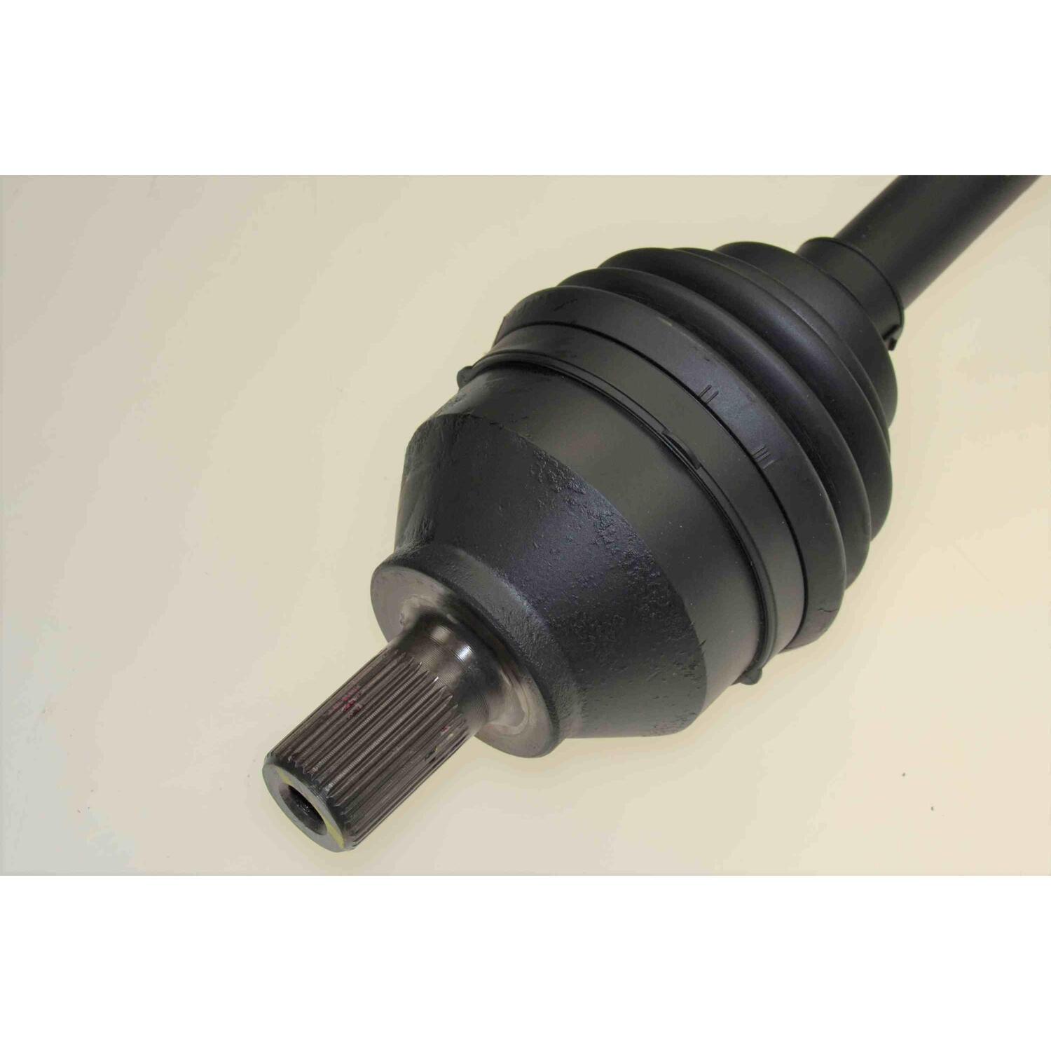 GKN CV Axle 304743