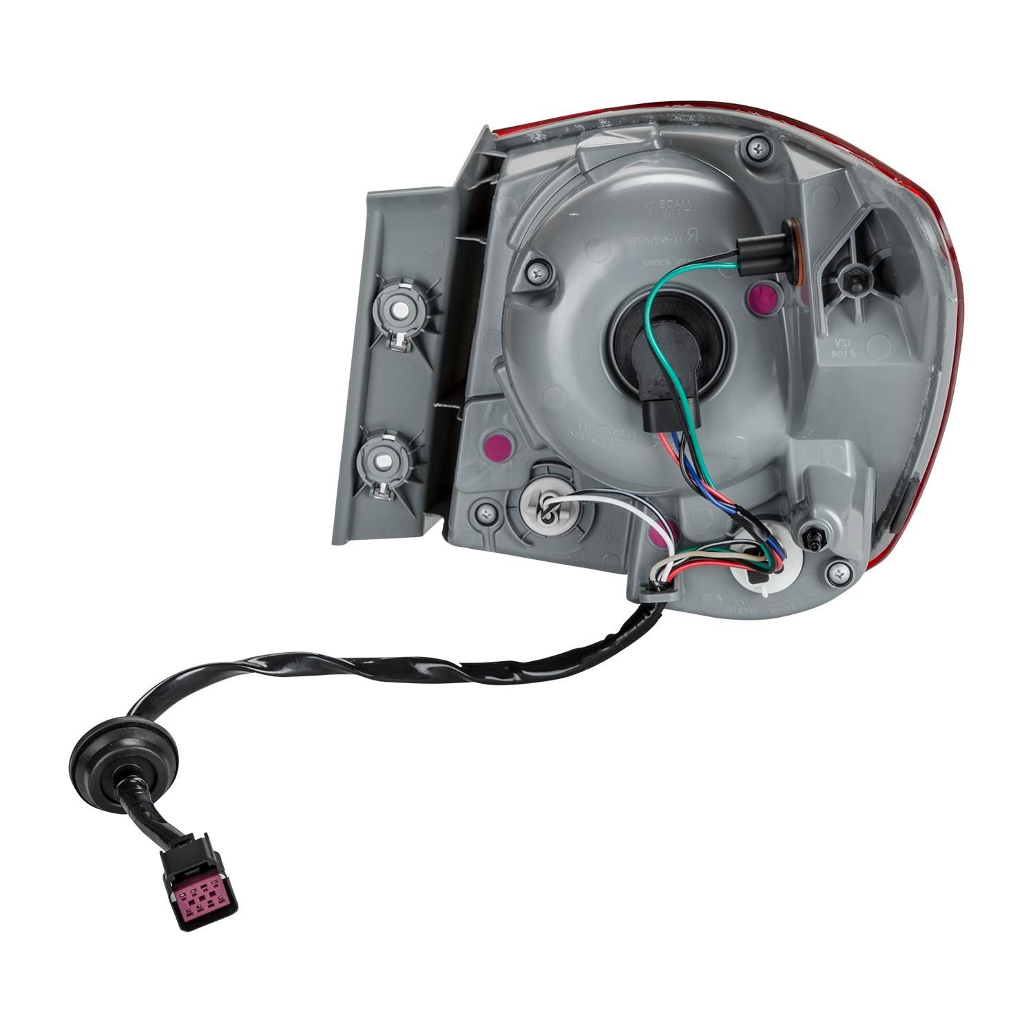 TYC Tail Light Assembly 11635800