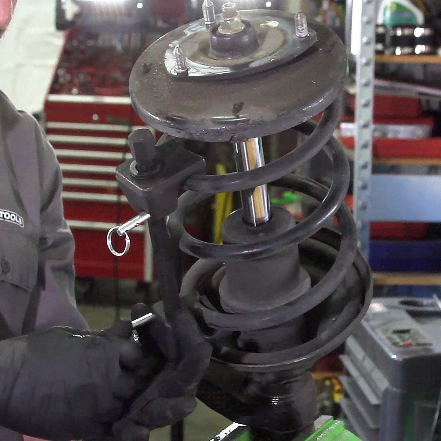 OEMTOOLS Strut Spring Compressor