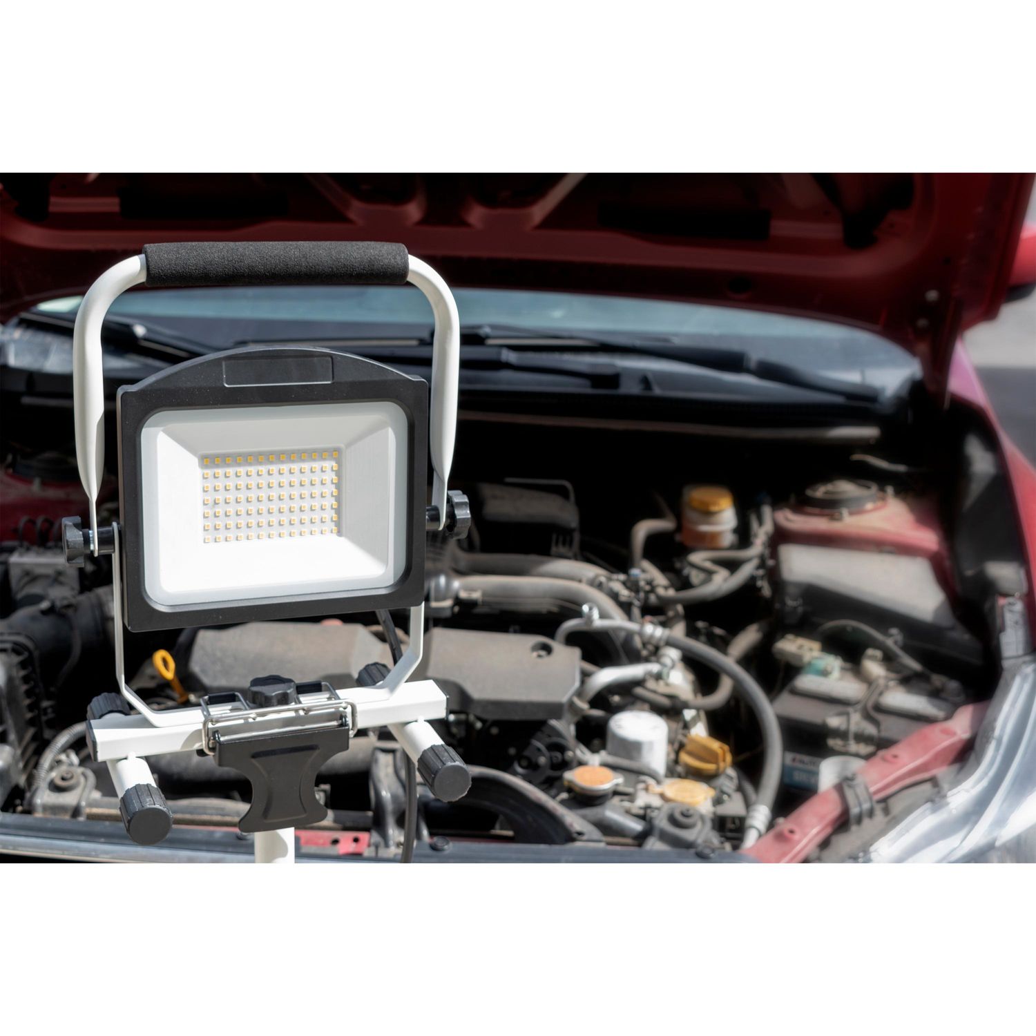 SureBilt 5,000 Lumens LED Portable Work Light with USB