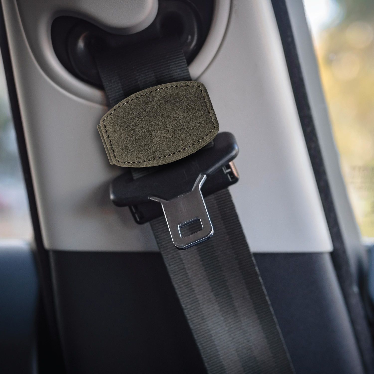 ProElite Black Seat Belt Clip