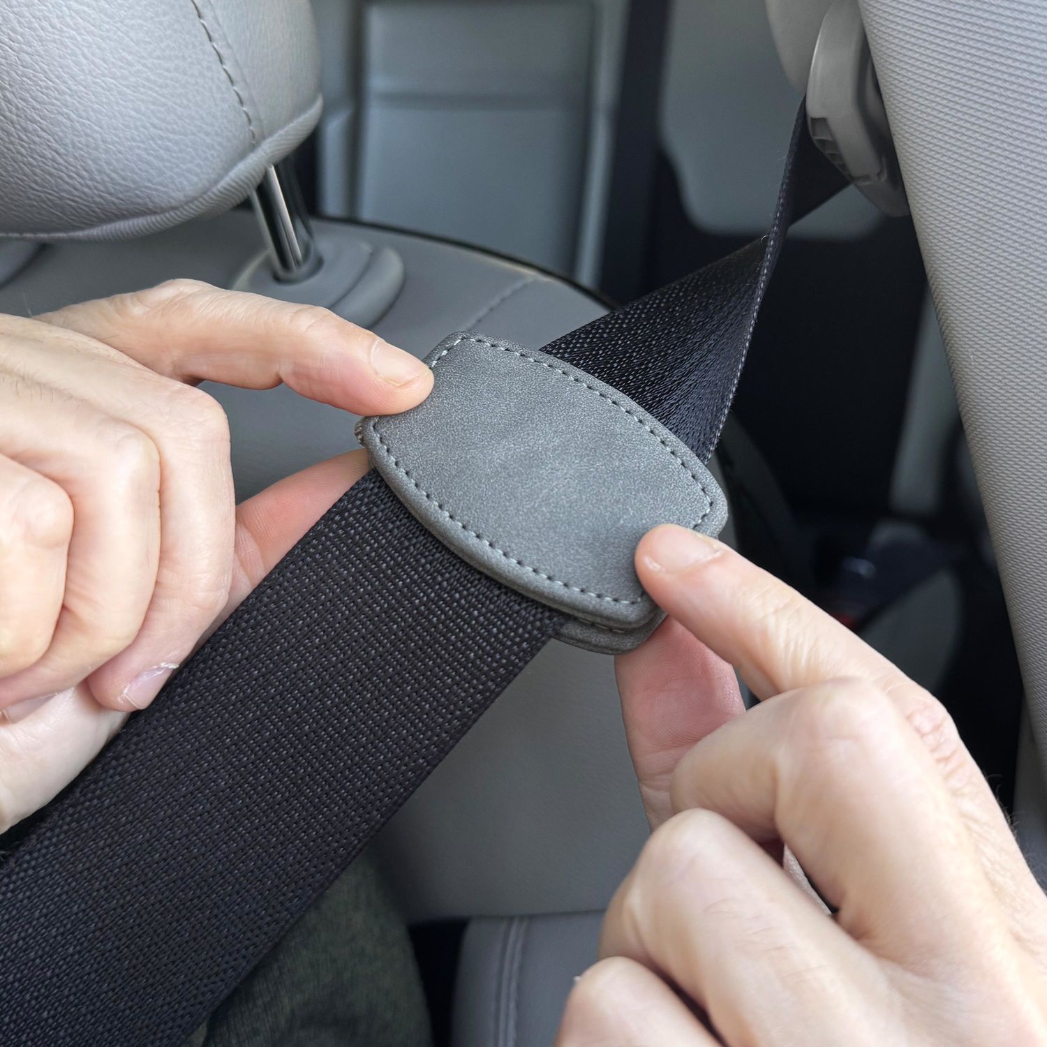 Seat belt clip autozone top