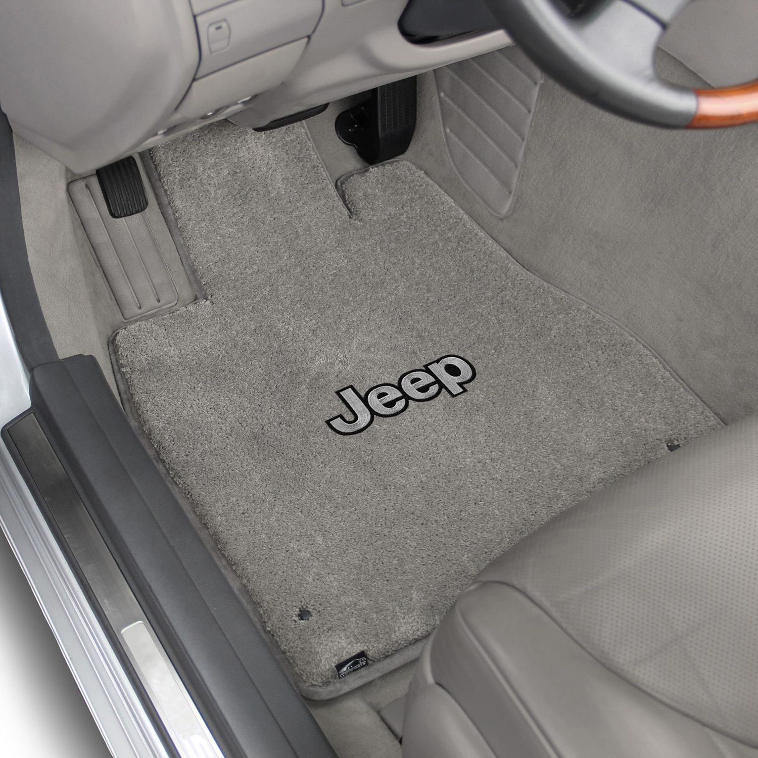 Jeep floor deals mats autozone