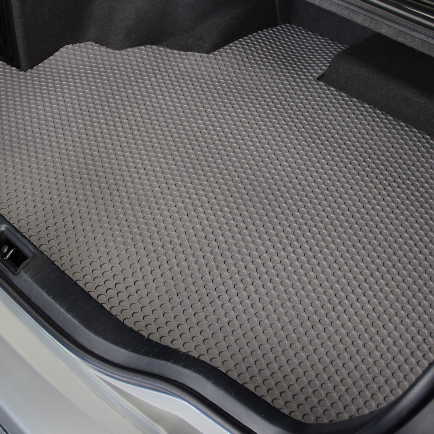 ProElite Black Universal 1 Piece Front Classic Rubber Floor Mat at AutoZone