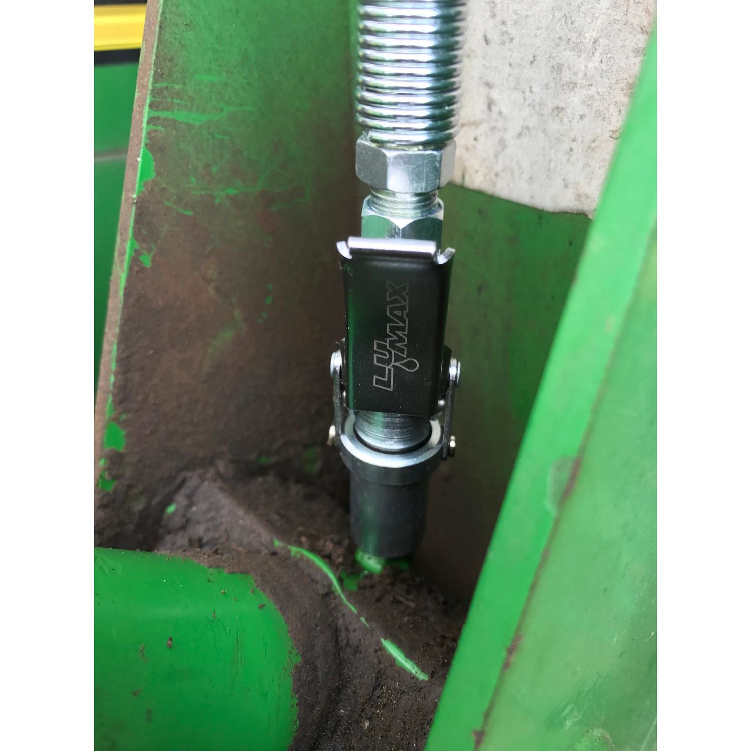 Lumax Heavy Duty Quick Release Grease Coupler