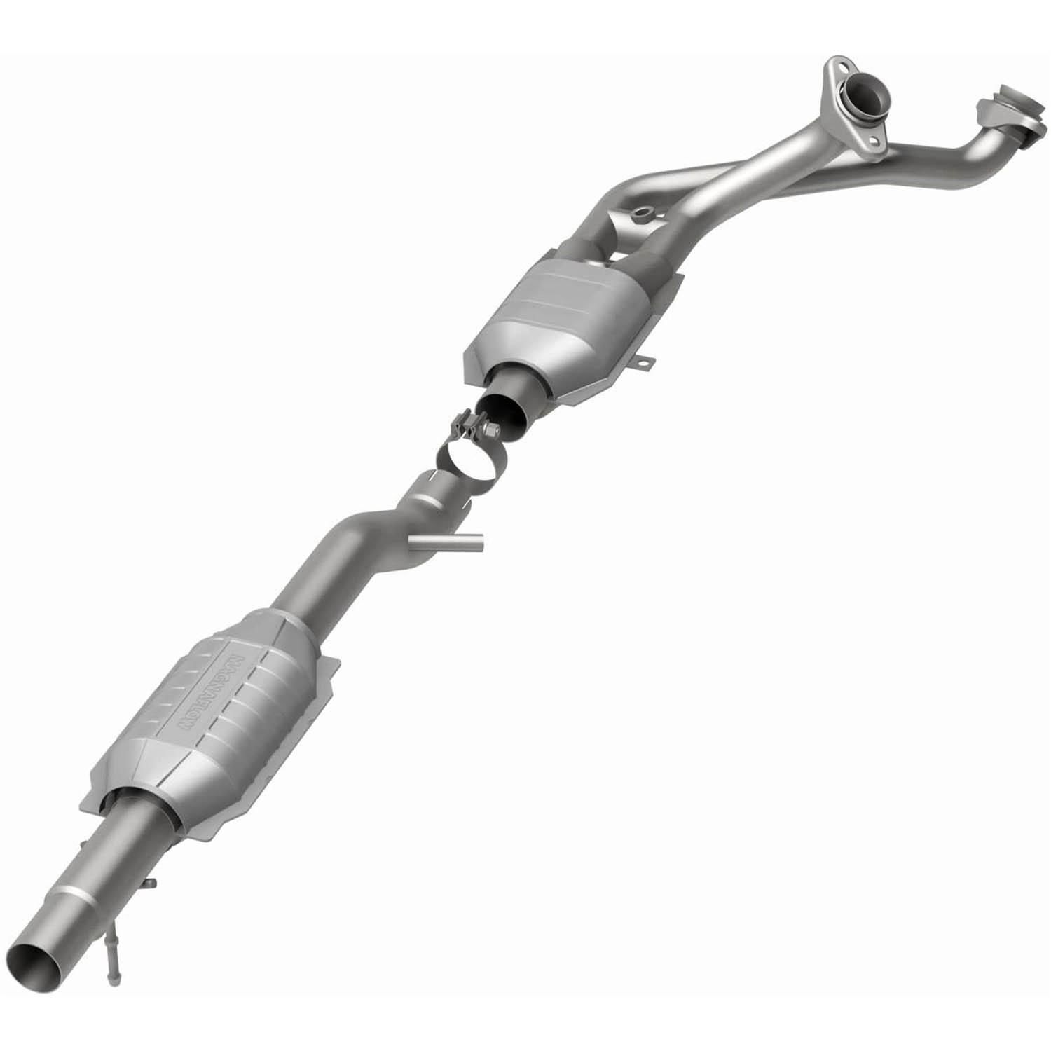 MagnaFlow Exhaust Products Direct-Fit CARB Catalytic Converter 334302