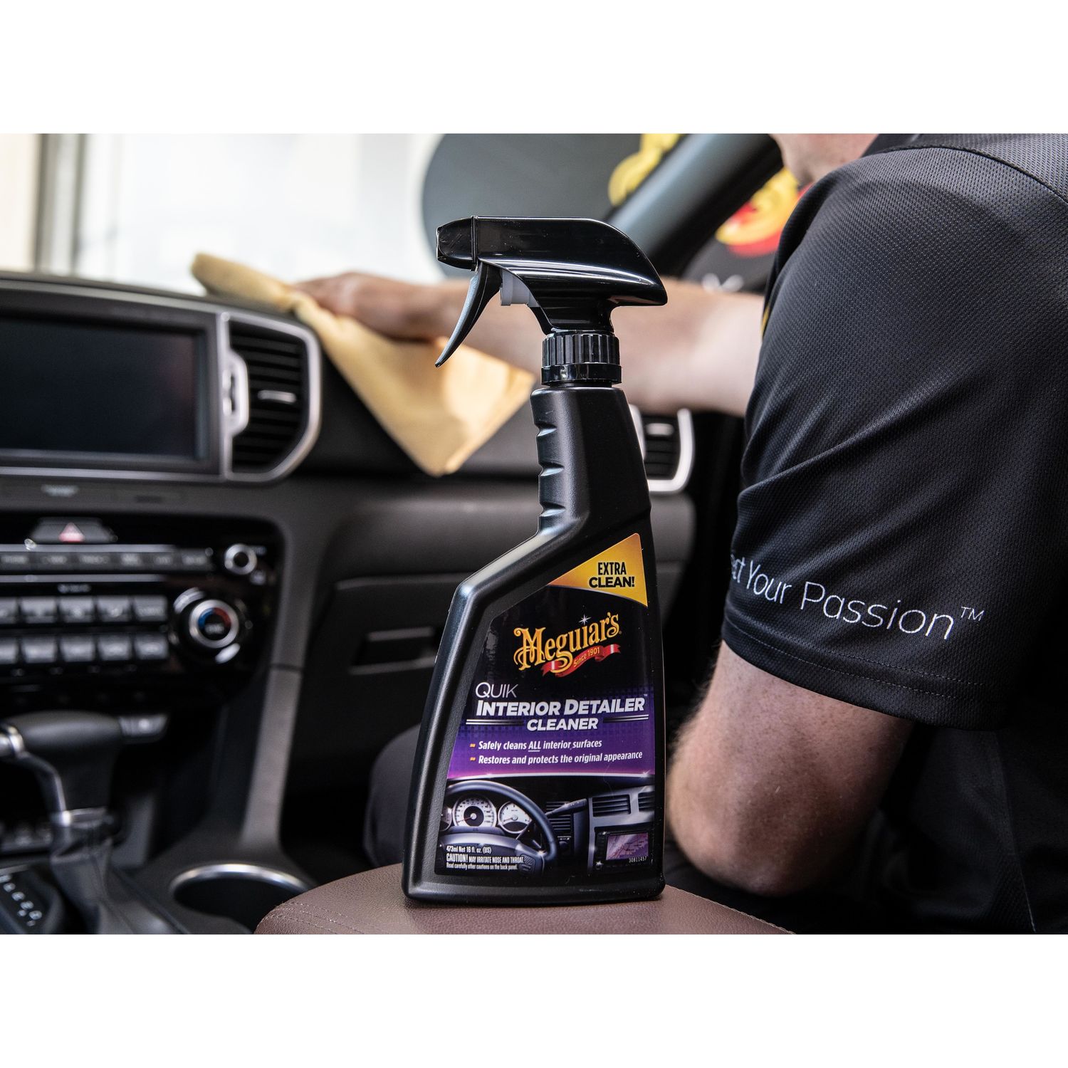 Meguiars Quik Interior Detailer 128 oz.WITH Spray Bottle & Sprayer