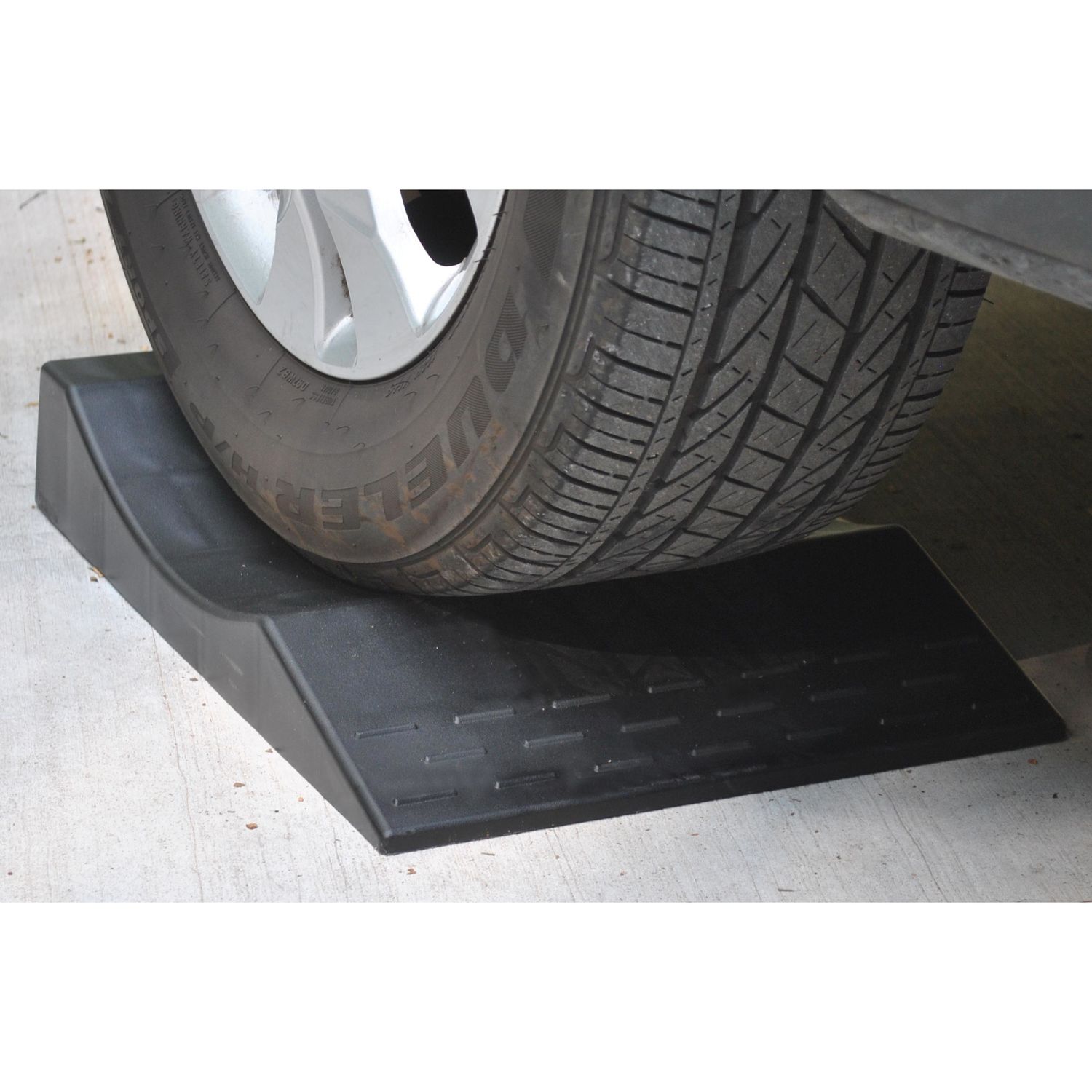 Set of cushions for tire savers - MAXSA Innovations