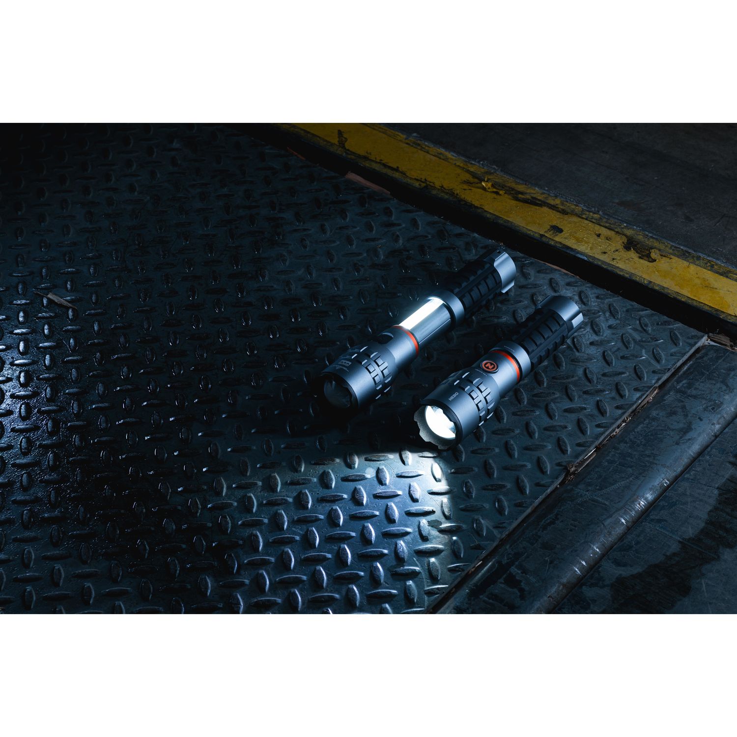 Nebo 4,000 Lumen Lithium-Ion Flashlight