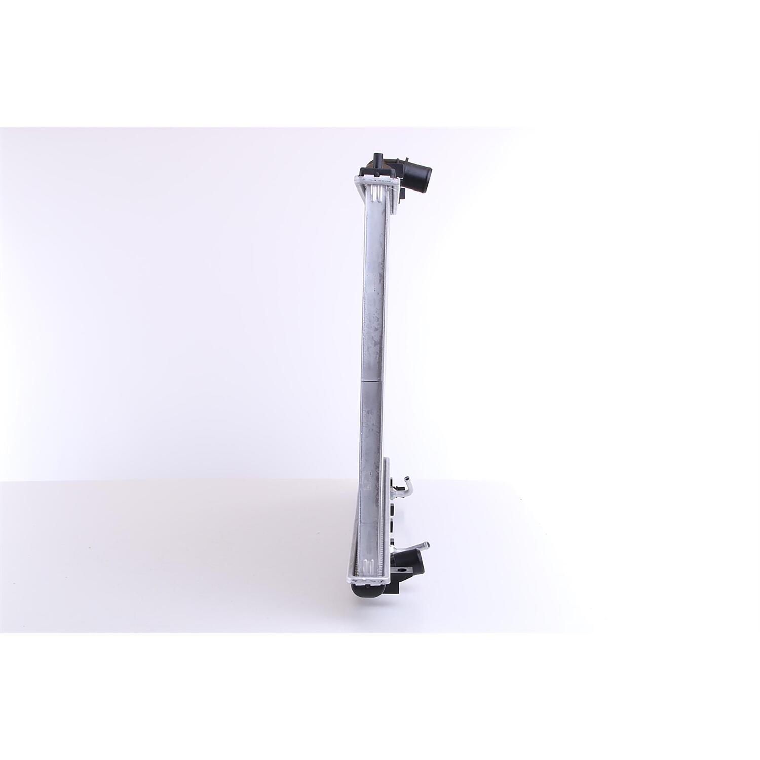 Nissens Radiator 69477