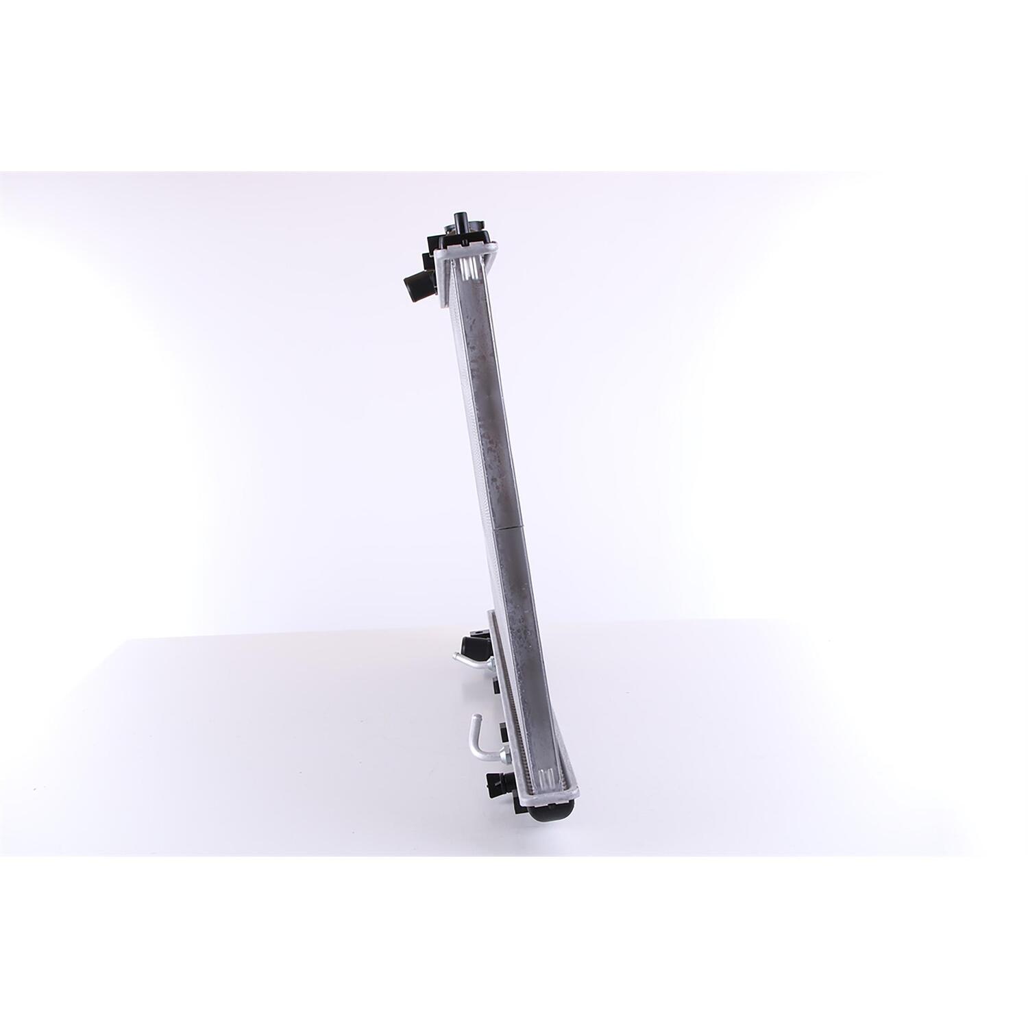 Nissens Radiator 69477