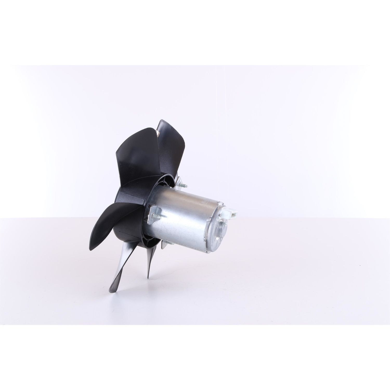 2008-2015 Smart Fortwo Radiator Fan Assembly - Nissens 850009 - View #13