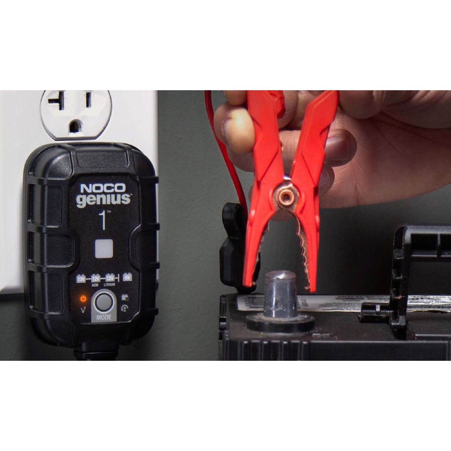 NOCO 1 Amp Battery Charger and Maintainer GENIUS1