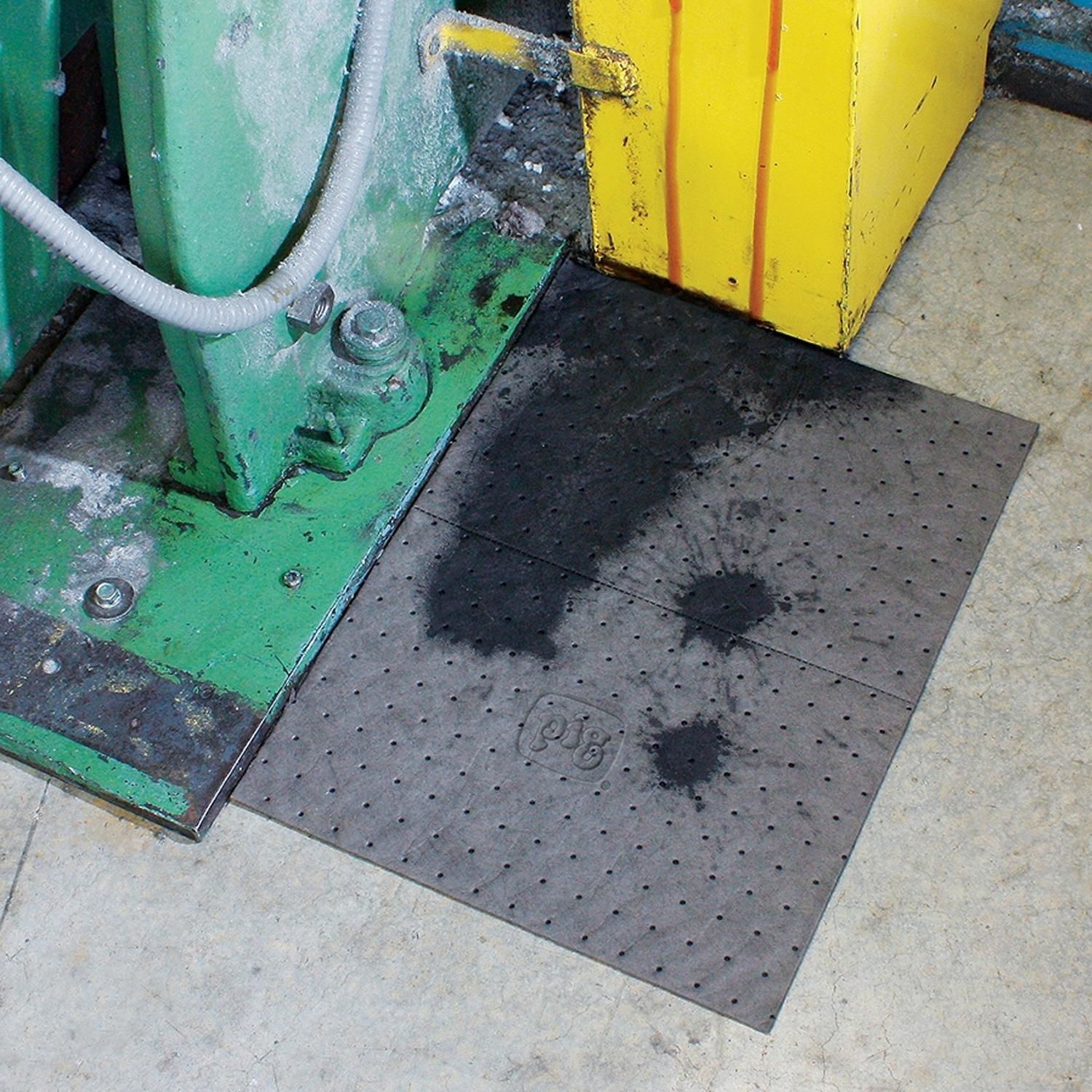 Garage Floor Mats For Under Car Sandhill Tools Heavy Weight Oil And Fuel Only Absorbent Pads, 15" X 18" High Absorbency Oil Mats, Oil Absorbing Sheets (Pack Of 10 Oil Pads