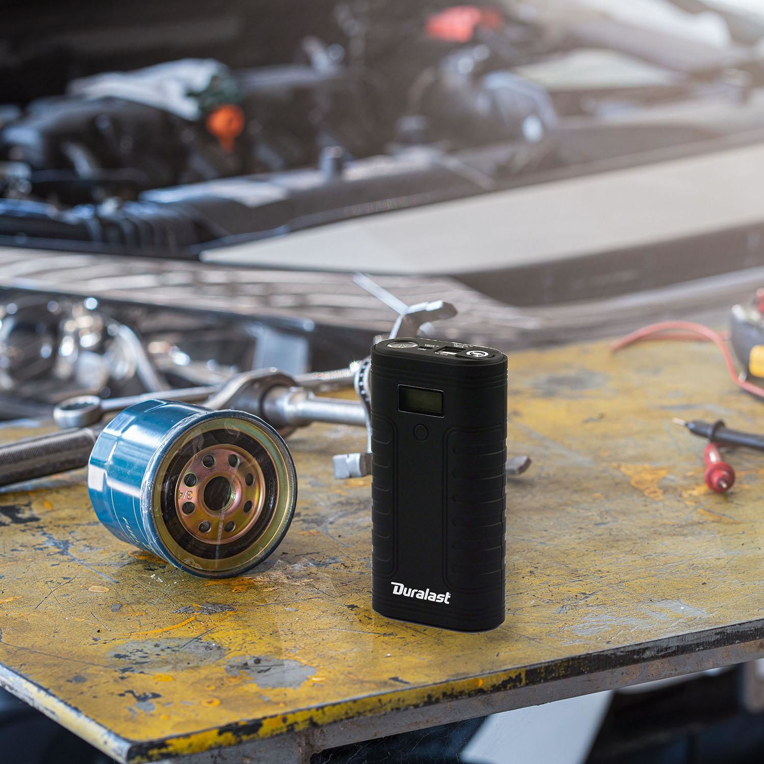 Duralast 800 Amps Lithium Portable Battery Jump Starter DL800L