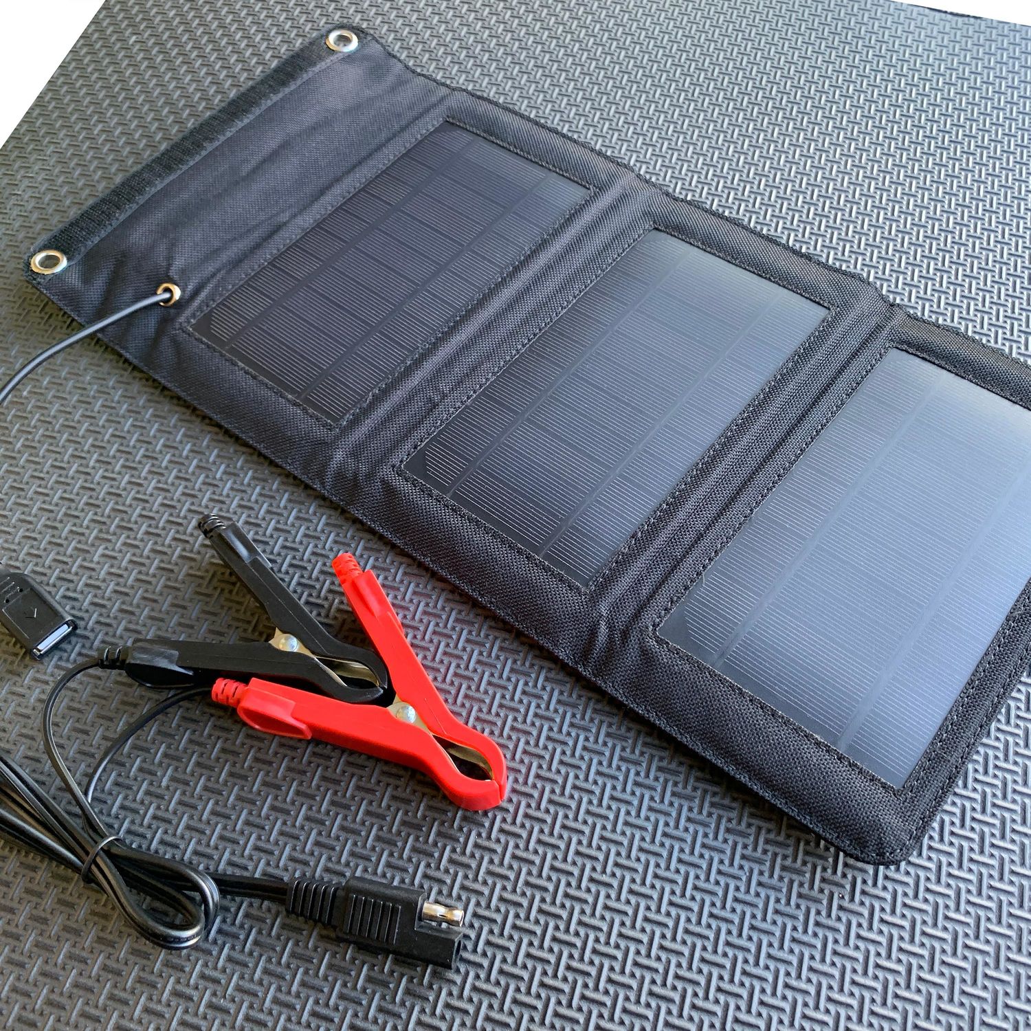 Schumacher 5 Watts Automatic Solar Battery Charger