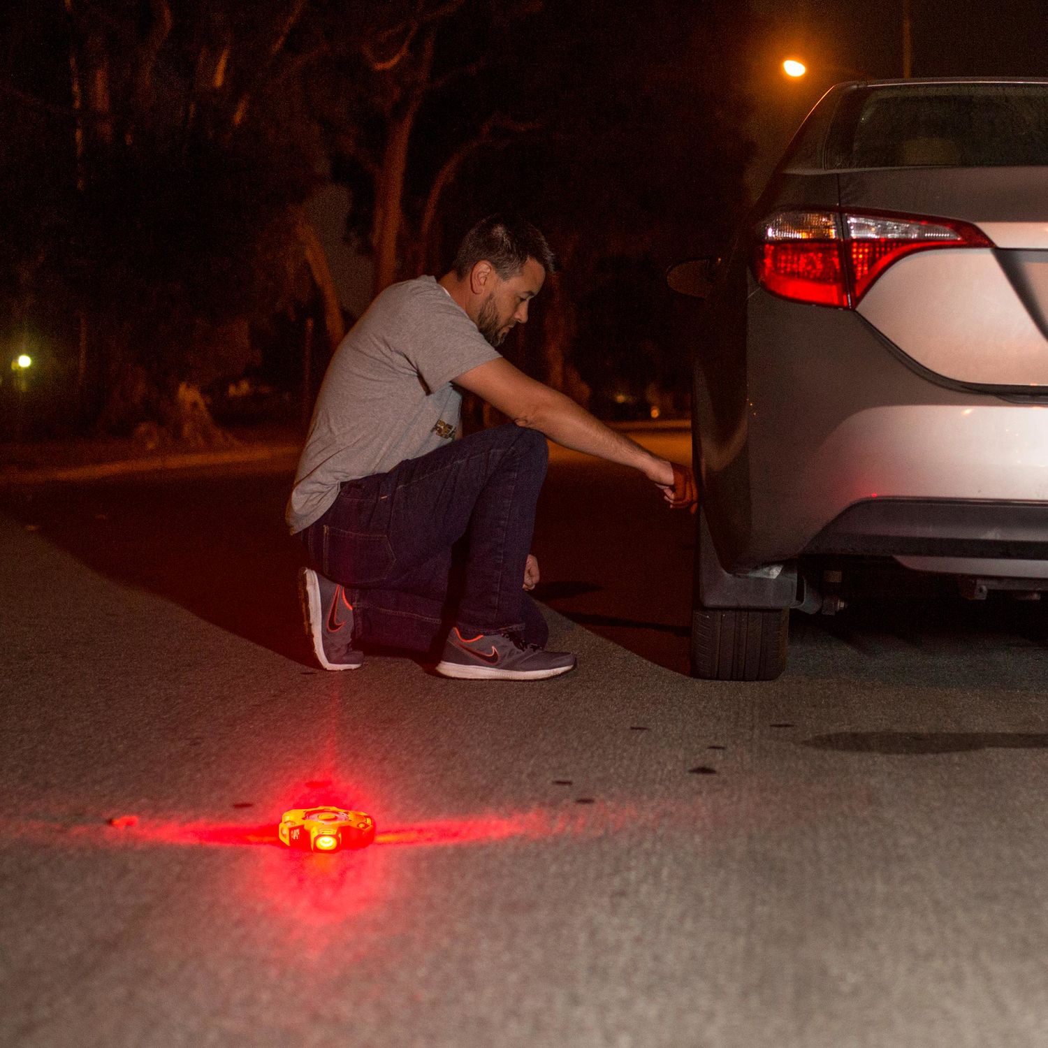 Wagan LED Road Flare Michelin High Visibility Roadside Emergency Kit