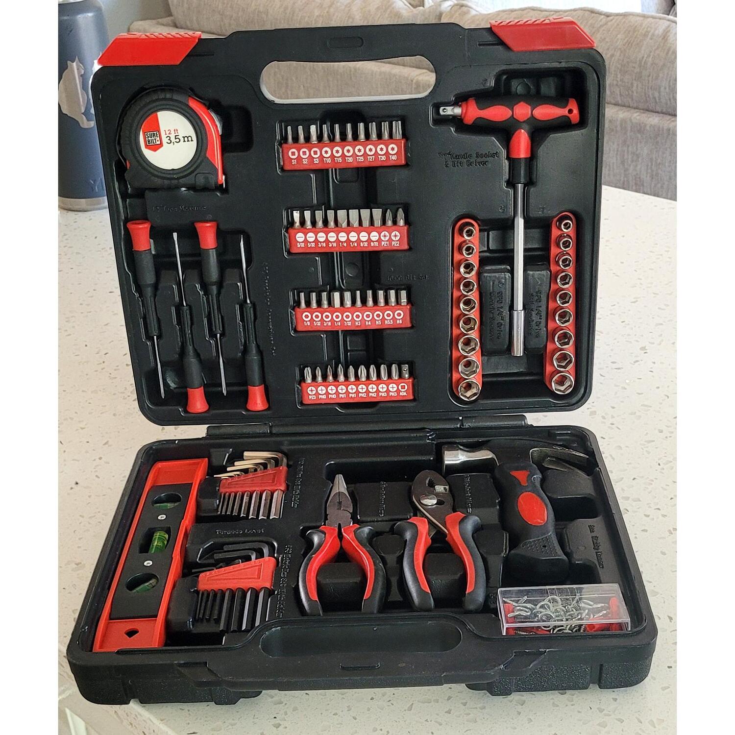 Kit de Herramientas para el Hogar SureBilt con 139 Piezas