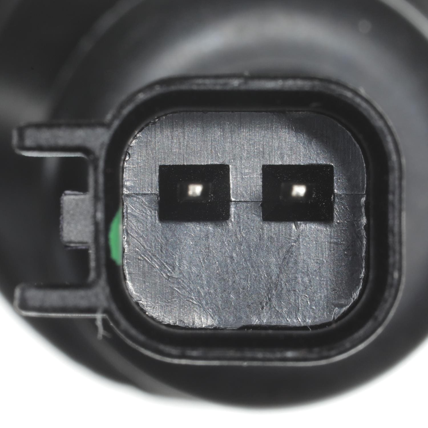 1366800_3