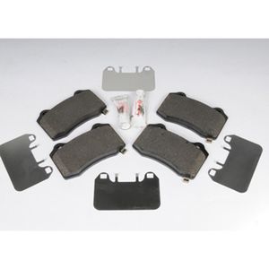 GM Genuine Parts Disc Brake Pad Set 171-0882 for Cadillac CTS