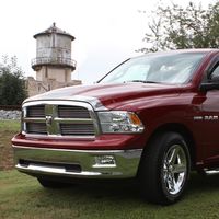 Auto Ventshade (AVS) Aeroskin Chrome Bug Deflector 622075 for 2015 GMC Sierra 1500
