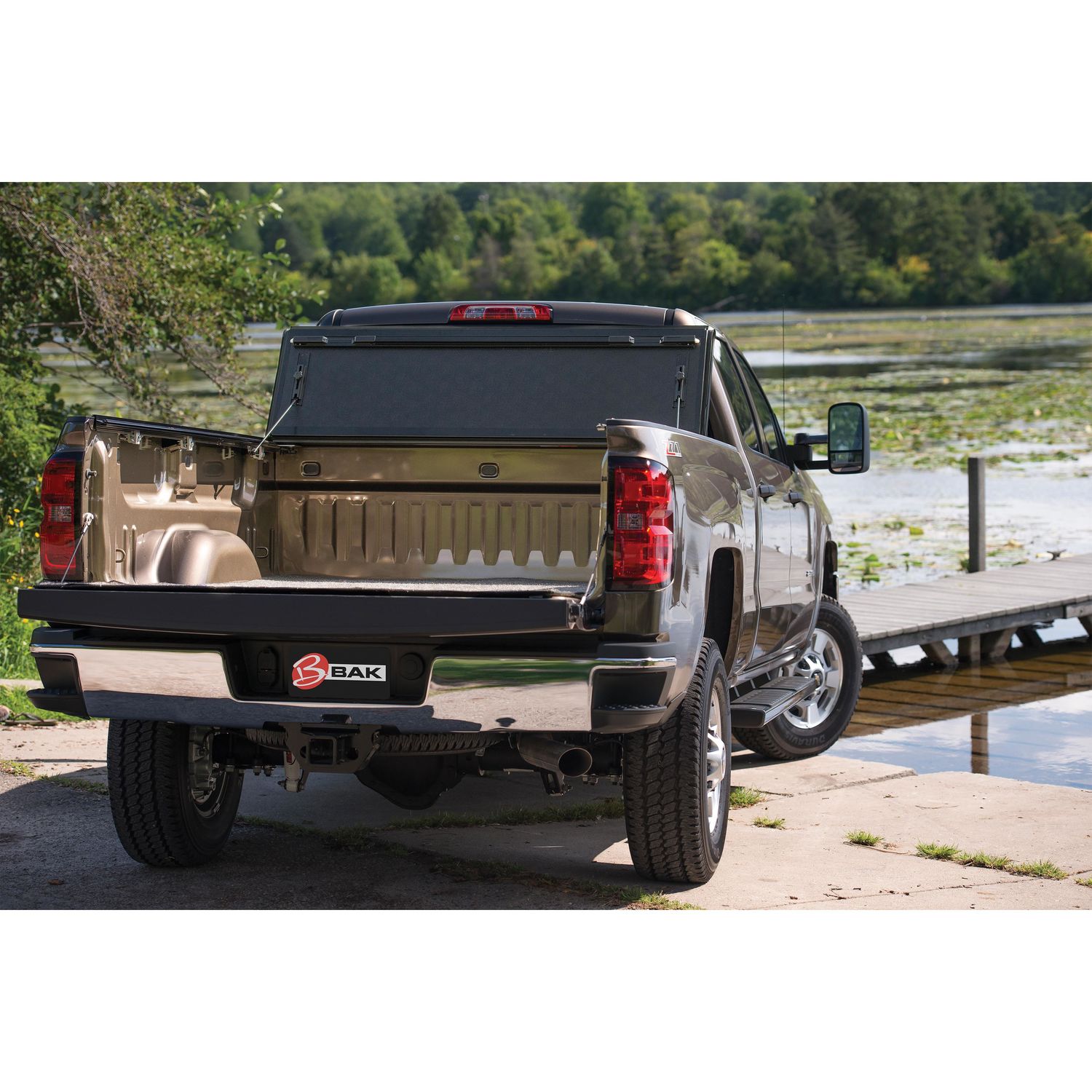 Bak Bakflip Fibermax Hard Tri Fold Tonneau Cover 1126207