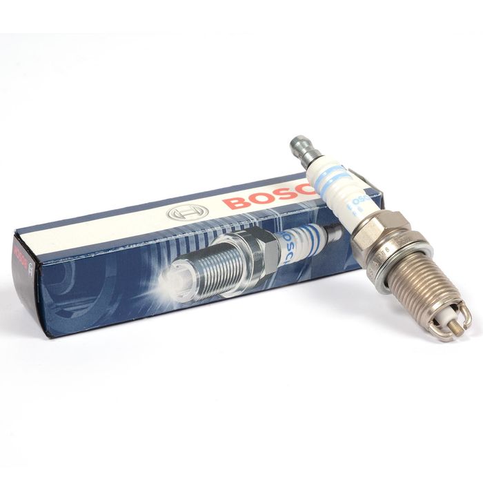 Bosch Copper Super Plus Platinum Spark Plug 79006