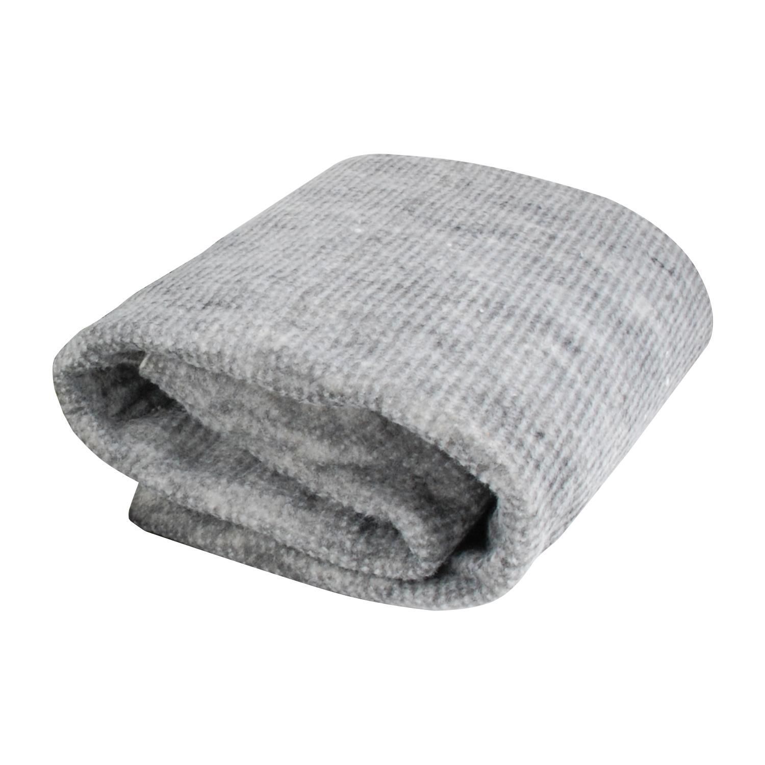 Design Engineering 54in X 70in Under Carpet Insulator Lite