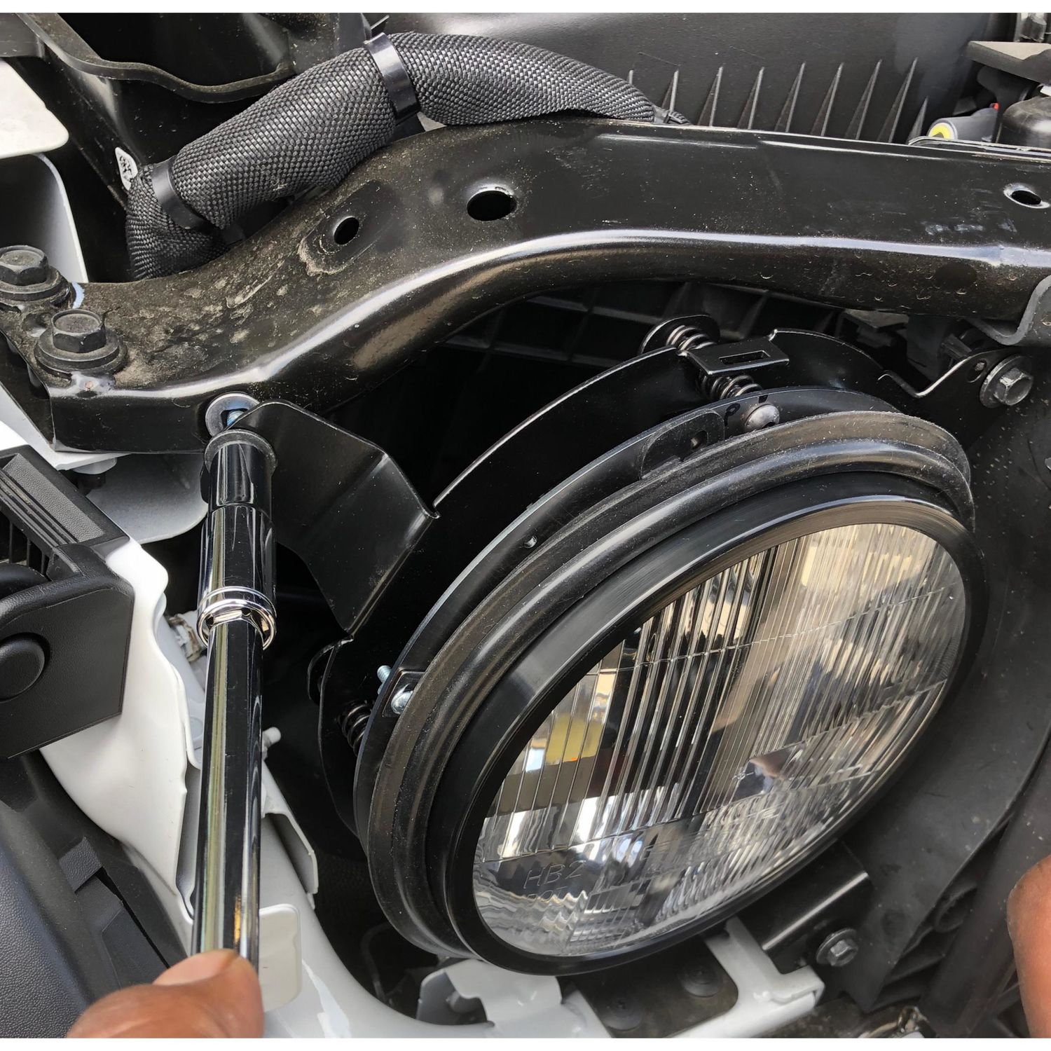 Delta Light 7in Classic Xenon Headlight Set with Amber City Light 1 Pair