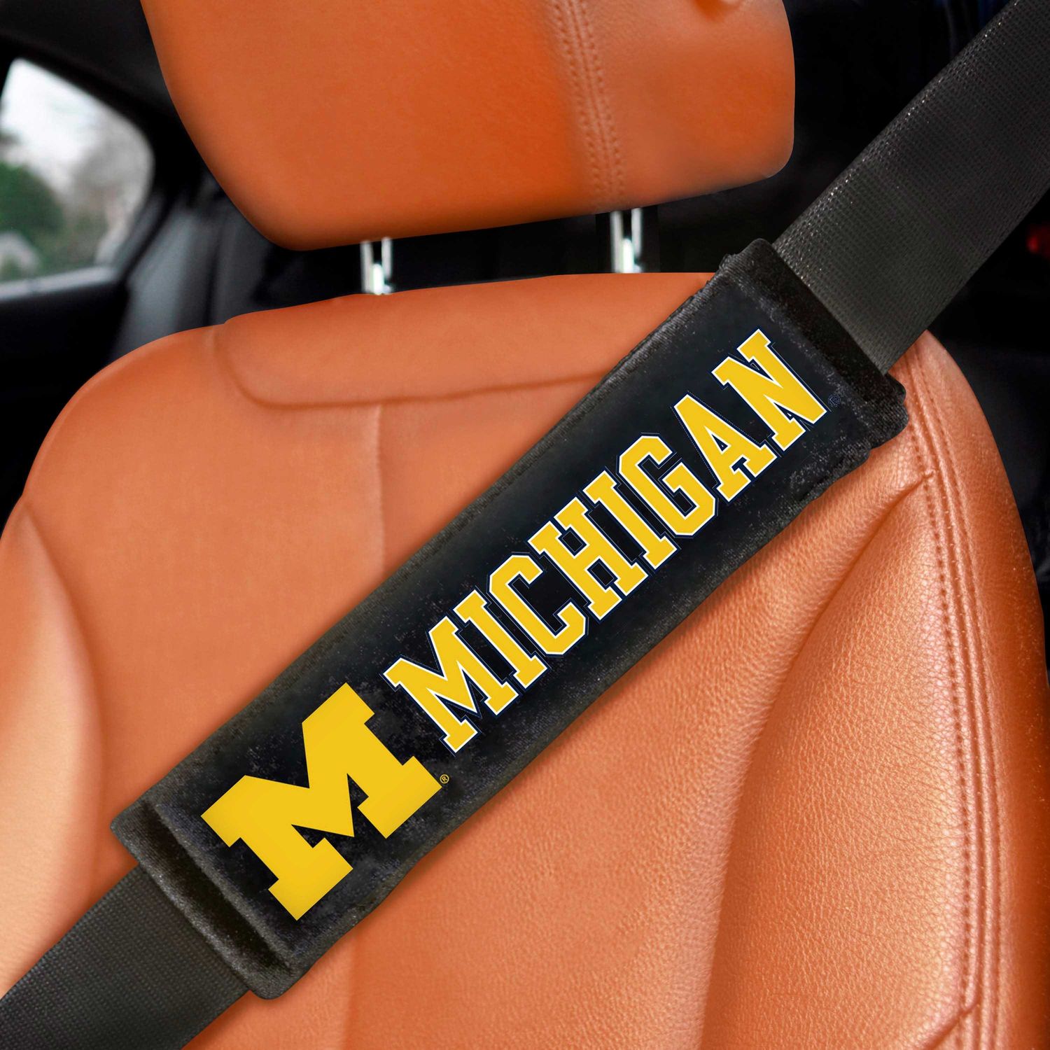 FANMATS Michigan Wolverines Embroidered Seat Belt Pad 2 Piece
