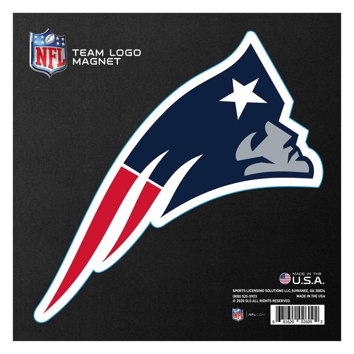 FANMATS 10in New England Patriots Large Team Logo Magnet