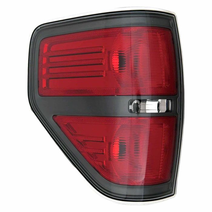 Keystone Collision Tail Light Assembly FO2818150