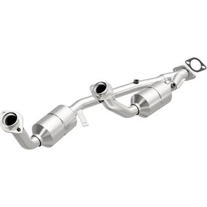 MagnaFlow HM Grade Federal EPA Compliant Direct Fit Catalytic Converter 23382