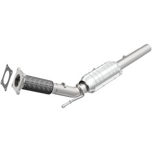 MagnaFlow Exhaust Products Direct OE Replacement Federal Catalytic Converter 24333 for Volkswagen Beetle