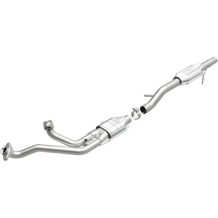 MagnaFlow Exhaust Products Direct-Fit CARB Catalytic Converter 334302