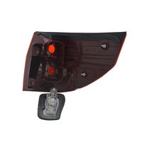 2004 toyota sienna tail light assembly