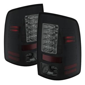 Spyder Auto Tail Light Assembly 5078124 for BMW 325i